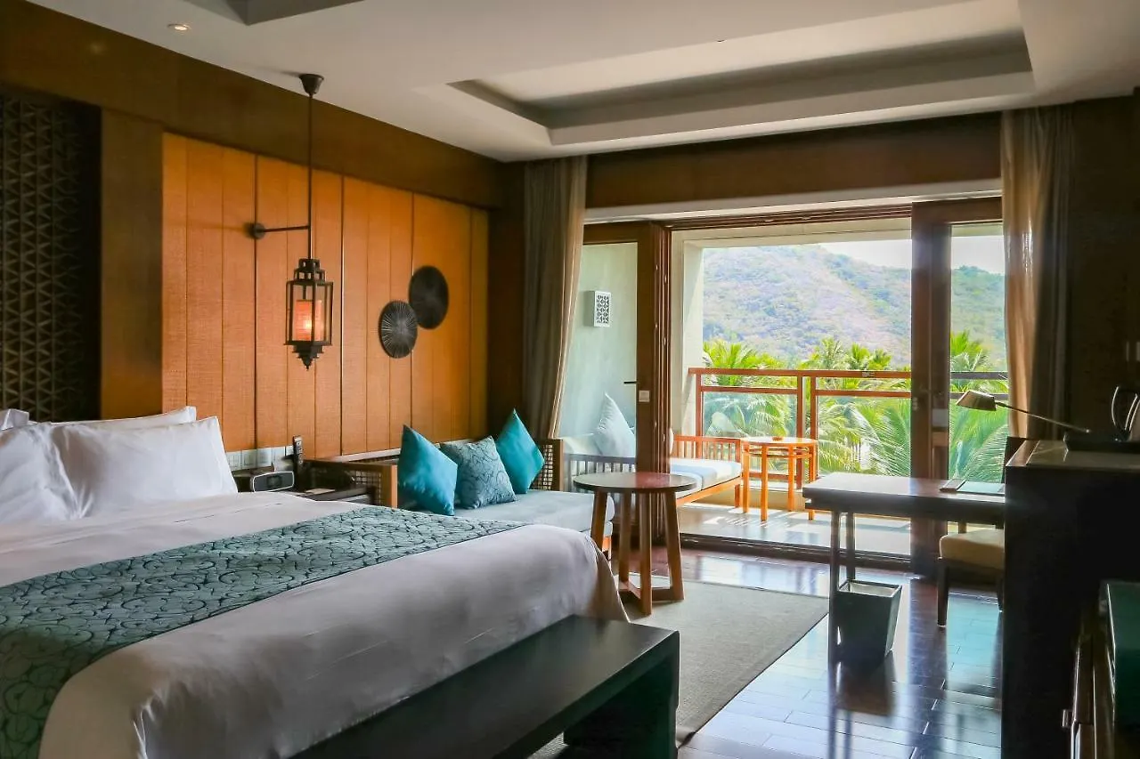 Sanya Luhuitou Resort & Spa 5*,