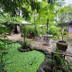  Hostel Tillett Gardens & United States Virgin Islands