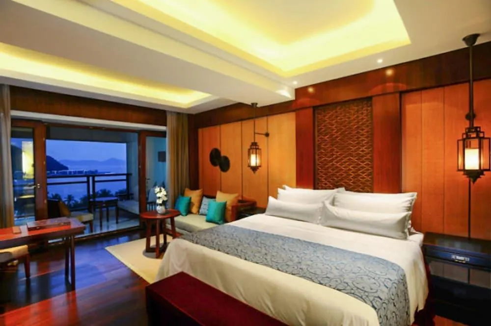 Sanya Luhuitou Resort & Spa 5*,