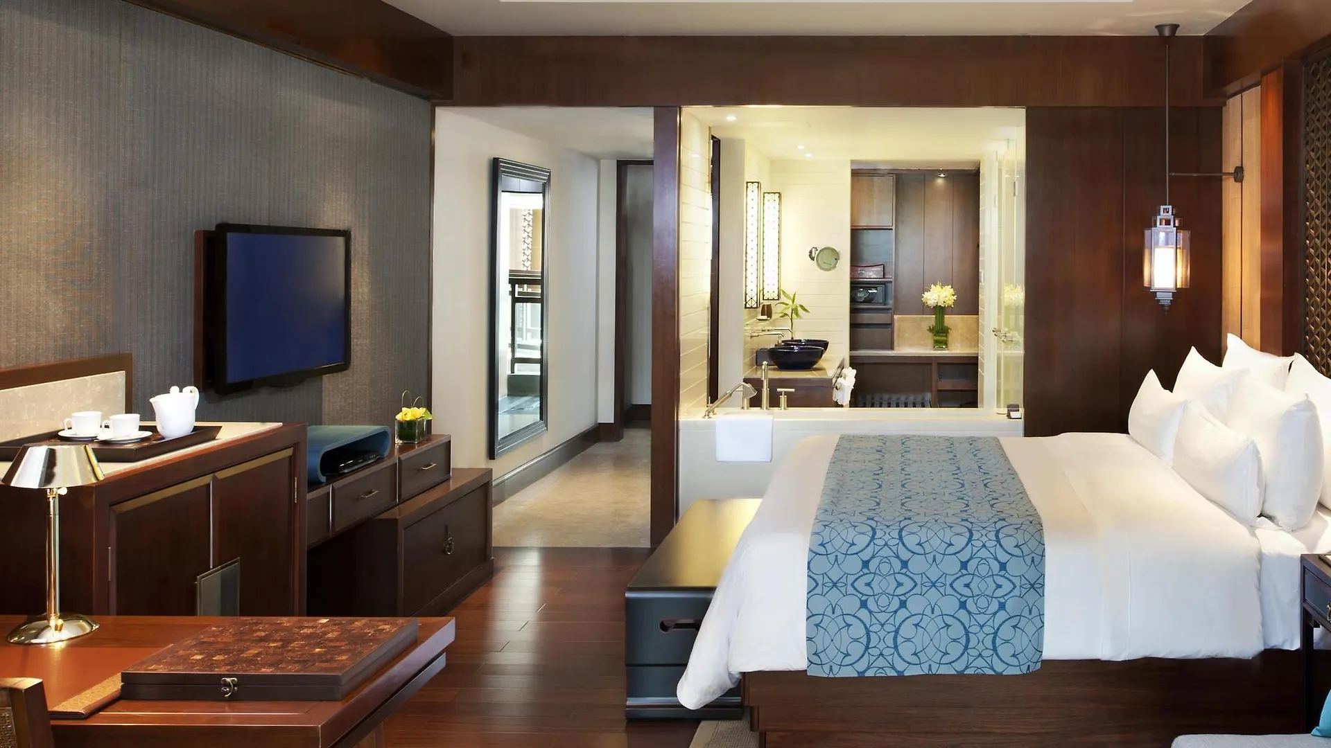 Sanya Luhuitou Resort & Spa 5*,