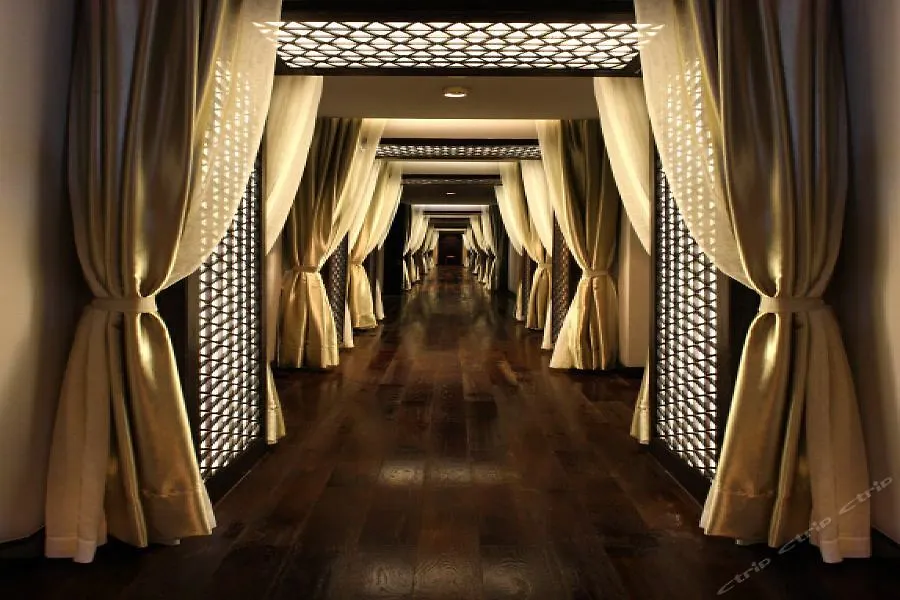 Sanya Luhuitou Resort & Spa 5*,  China